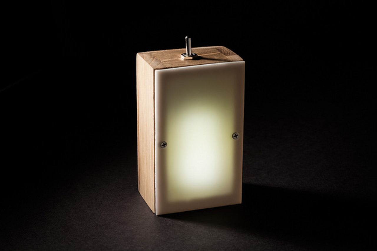 View of the box breathing box in the hold-inhaled position