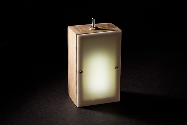 View of the box breathing box in the hold-inhaled position